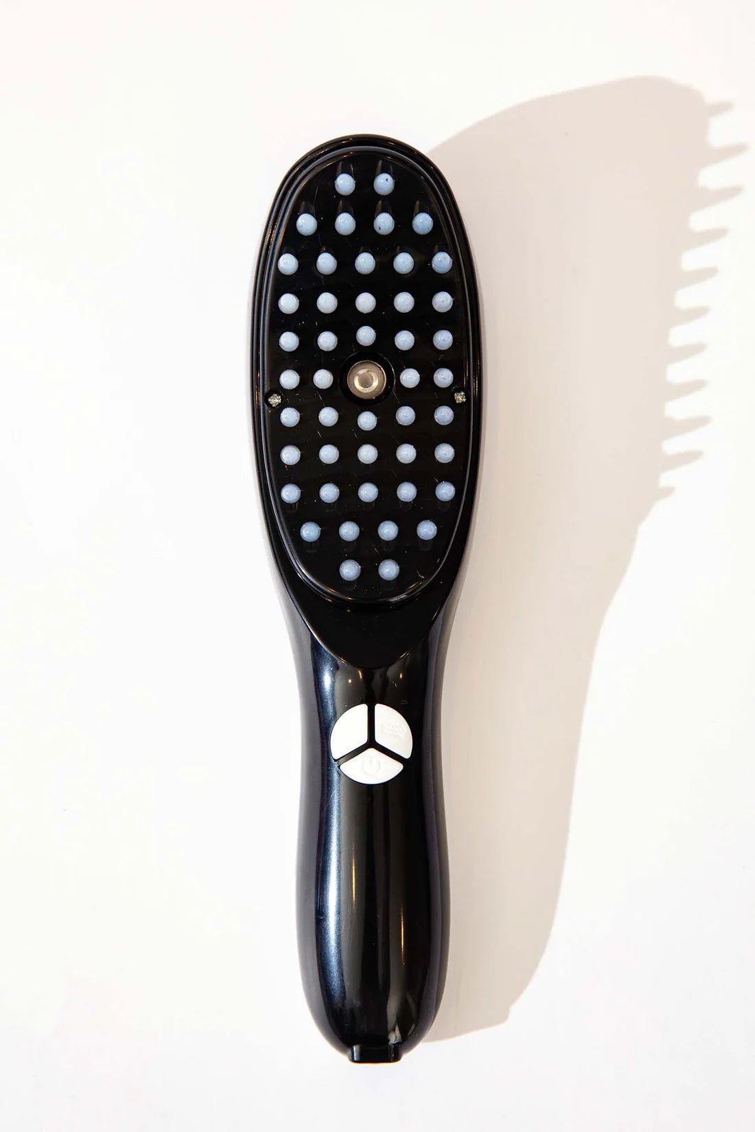 Hair Therapy LED Brush With Mist & Vibration - Osolex